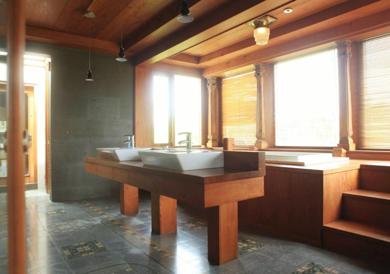 Nyaman Hostel Canggu Buitenkant foto